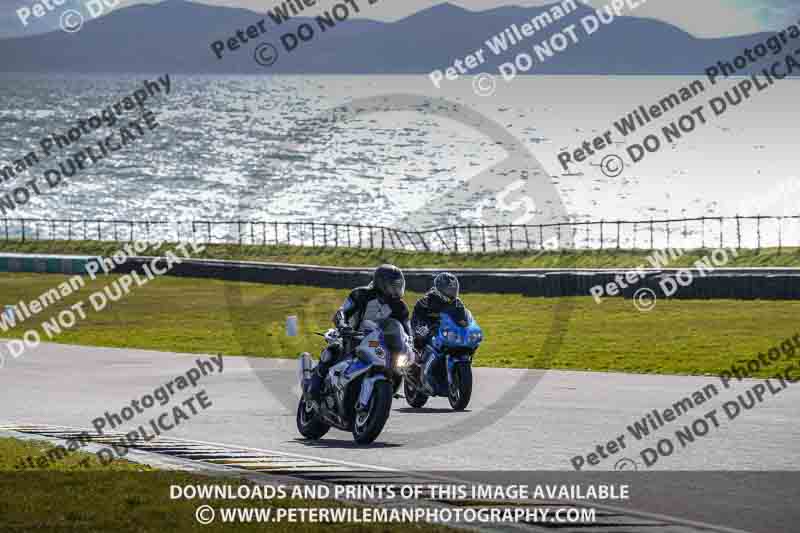 anglesey no limits trackday;anglesey photographs;anglesey trackday photographs;enduro digital images;event digital images;eventdigitalimages;no limits trackdays;peter wileman photography;racing digital images;trac mon;trackday digital images;trackday photos;ty croes